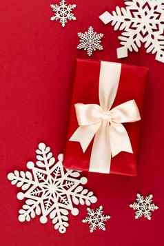 圣诞节假期现在盒子红色的背景