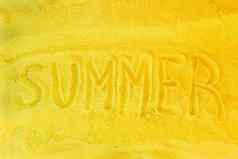 词夏天写黄色的海滩沙子背景标志象征夏天概念