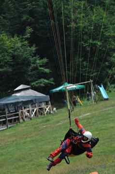 跳伞体育运动