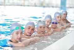 孩子们集团游泳池