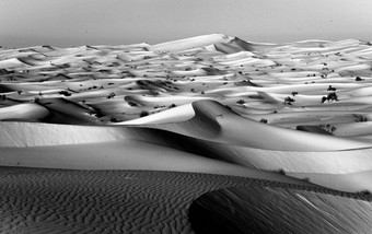 风景优美的脊沙子沙丘撒哈拉沙漠沙漠<strong>摩洛哥</strong>