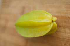 异国情调的杨桃阿维罗亚杨桃木减少董事会健康的食物新鲜的有机明星苹果水果