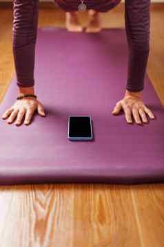 瑜伽在线培训锻炼智能手机健身应用程序首页健身房