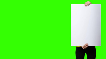 美丽的女人持有空白招牌绿色屏幕背景合适的元素项目添加复制空间文本