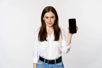 自信女人企业衣服显示智能手机屏幕移动接口应用程序站白色背景