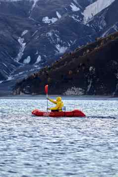 游泳packraftpackraft一人光筏探险冒险赛车湖充气船骑山湖