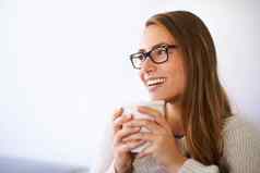宽松一天不错的杯咖啡拍摄年轻的女人咖啡首页