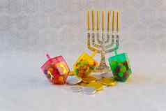 犹太人假期光明节庆祝活动披巾古董烛台