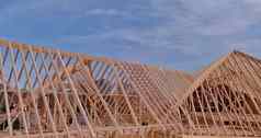 首页建设建设屋顶木材框架