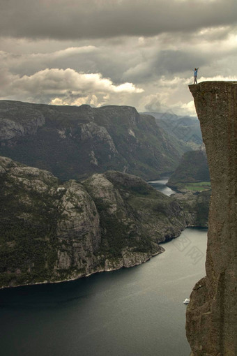 景观显示讲坛岩岩石挪威