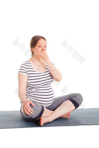 怀孕了女人<strong>瑜伽</strong>呼吸锻炼调息法