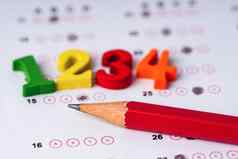 数学数量色彩斑斓的铅笔回答表背景教育研究数学学习教概念