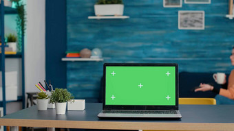 绿色屏幕现代移动PC电脑生活房间