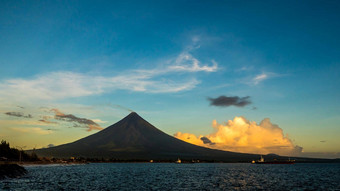 轮廓马荣火山活跃的成层火山省上校比科尔地区岛吕宋岛菲律宾著名的完美的锥对称的锥形形状