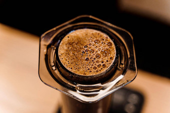咖啡aeropress面霜特写镜头替代咖啡酝酿方法aeropress设备表格广告社会网络餐厅咖啡馆