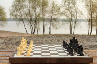 国际象棋董事会国际象棋块河路堤国际象棋游戏