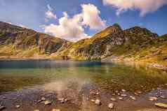 美景观山湖泊rila山保加利亚