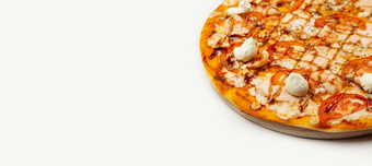 美味的费城披萨服务木板成分签名酱汁马苏里拉奶酪奶酪大马哈<strong>鱼虾</strong>西红柿红烧的酱汁费城奶酪白色比萨 店促销活动<strong>海报</strong>