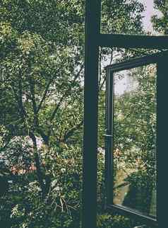 开放窗口景观视图窗口视图自然设计