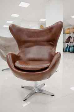 棕色（的）皮革扶手椅家具展厅展厅现代软垫家具