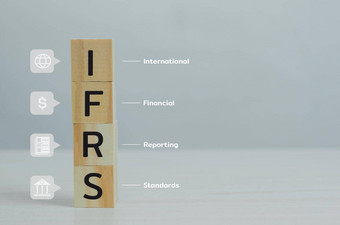 木多维数据集国际财务报告准则国际金融报告标准表格复制空间业务金融概念