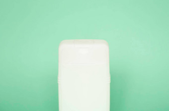 白色塑料<strong>洗发水</strong>瓶孤立的绿色背景皮肤护理乳液洗澡至关重要的产品<strong>洗发水</strong>瓶浴身体乳液细液体手洗