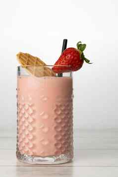 草莓奶昔自然水果