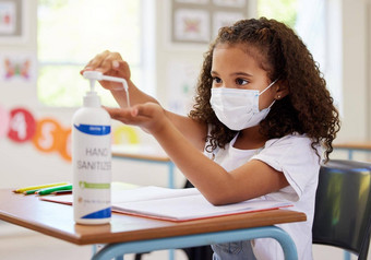 学校孩子手洗手液细菌保护卫生消毒科维德协议规定教室年轻的学生清洁手安全流感电晕病毒