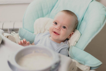 吸引婴儿婴儿食物文章营养孩子们