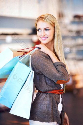 客户快乐时尚购物女人袋零售衣服销售交易促销活动折扣商店服装奢侈品丰富的生活方式女购买昂贵的购物中心产品
