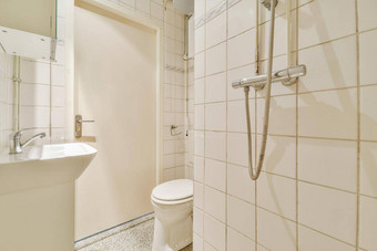 小厕所现代公寓