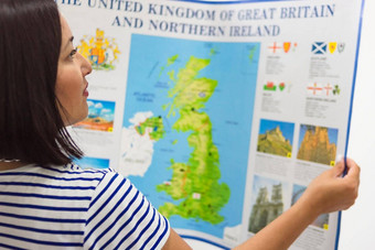 女人海报地图英格兰英语老师教育培训材料外国语言