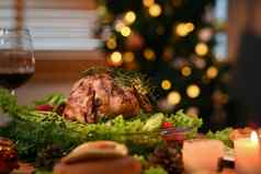 感恩节表格圣诞节晚餐烛光烤火鸡国菜装饰房间圣诞节树
