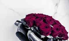 奢侈品花束栗色玫瑰大理石背景美丽的花假期爱现在情人节一天