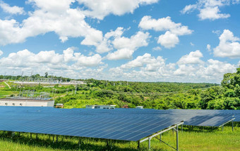 光伏权力站太阳能公园<strong>系统</strong>太阳能农场绿色场太阳能权力绿色能源光伏权力植物生成太阳能能源可再生能源可持续发展的资源