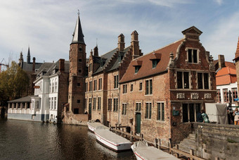 小镇使用比利时中世纪的房子<strong>大气照片</strong>