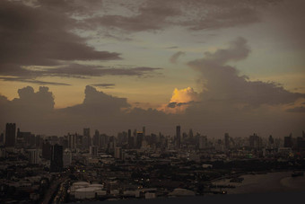 令人印象深刻的空中前视图摩天大楼市中心曼谷城市潮phraya河晚上时间