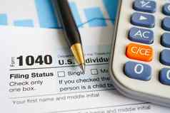 税形式个人收入税返回业务金融概念