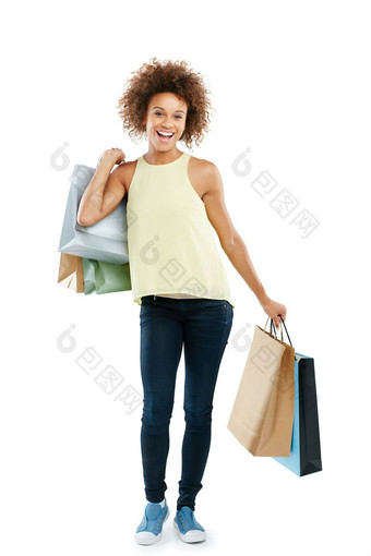 黑色的女人快乐肖像购物袋零售市场促销活动孤立的白色背景非洲女孩客户微笑店里购买衣服包幸福工作室