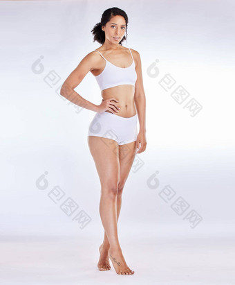 内衣黑色的女人身体健康肖像美身体护理失去重量市场营销自然健身健康数字非洲女孩模型白色工作室广告模型