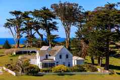 历史白色房子高树乡村牧场沿海加州