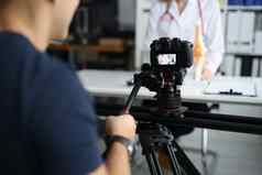 电视录像制作人拍摄医生在线咨询培训