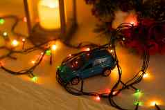 微型车色彩斑斓的散景背景假期快乐圣诞节概念