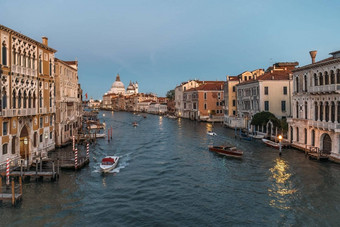 惊人的全景视图大运河威尼斯<strong>万里</strong>无云的温暖的夏天晚上概念度蜜月浪漫的旅行欧洲Copyspace