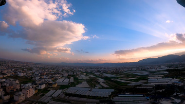 实拍小区<strong>天空</strong>延时