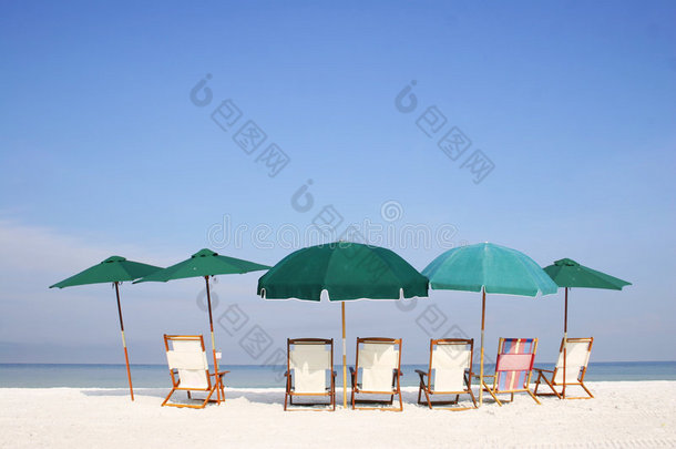 沙滩伞组
