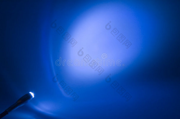灯光竞技场-蓝色模糊从下面