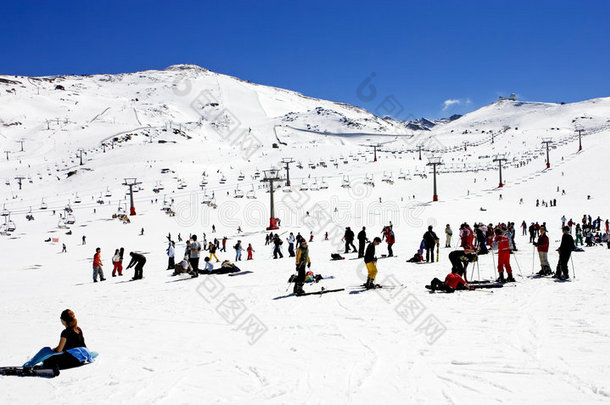 西班牙普拉多拉诺滑雪场滑雪场