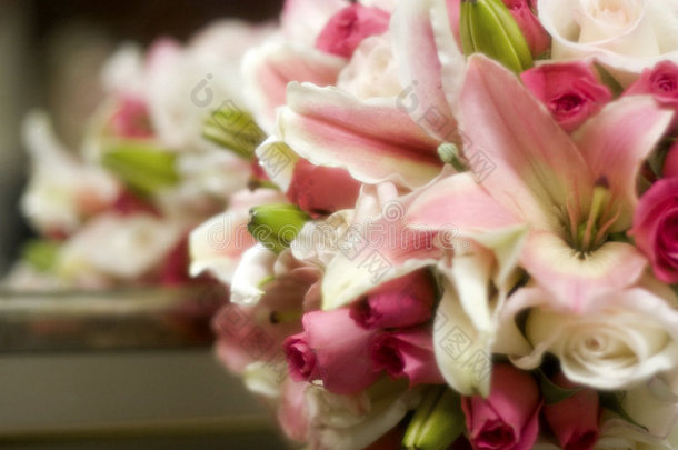 粉色婚礼花束