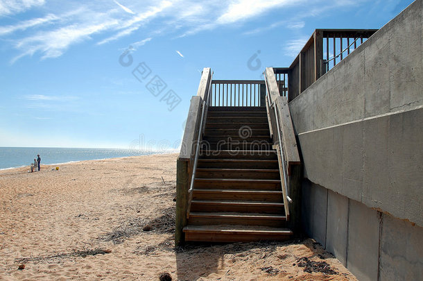 通往海滩的<strong>楼梯</strong>